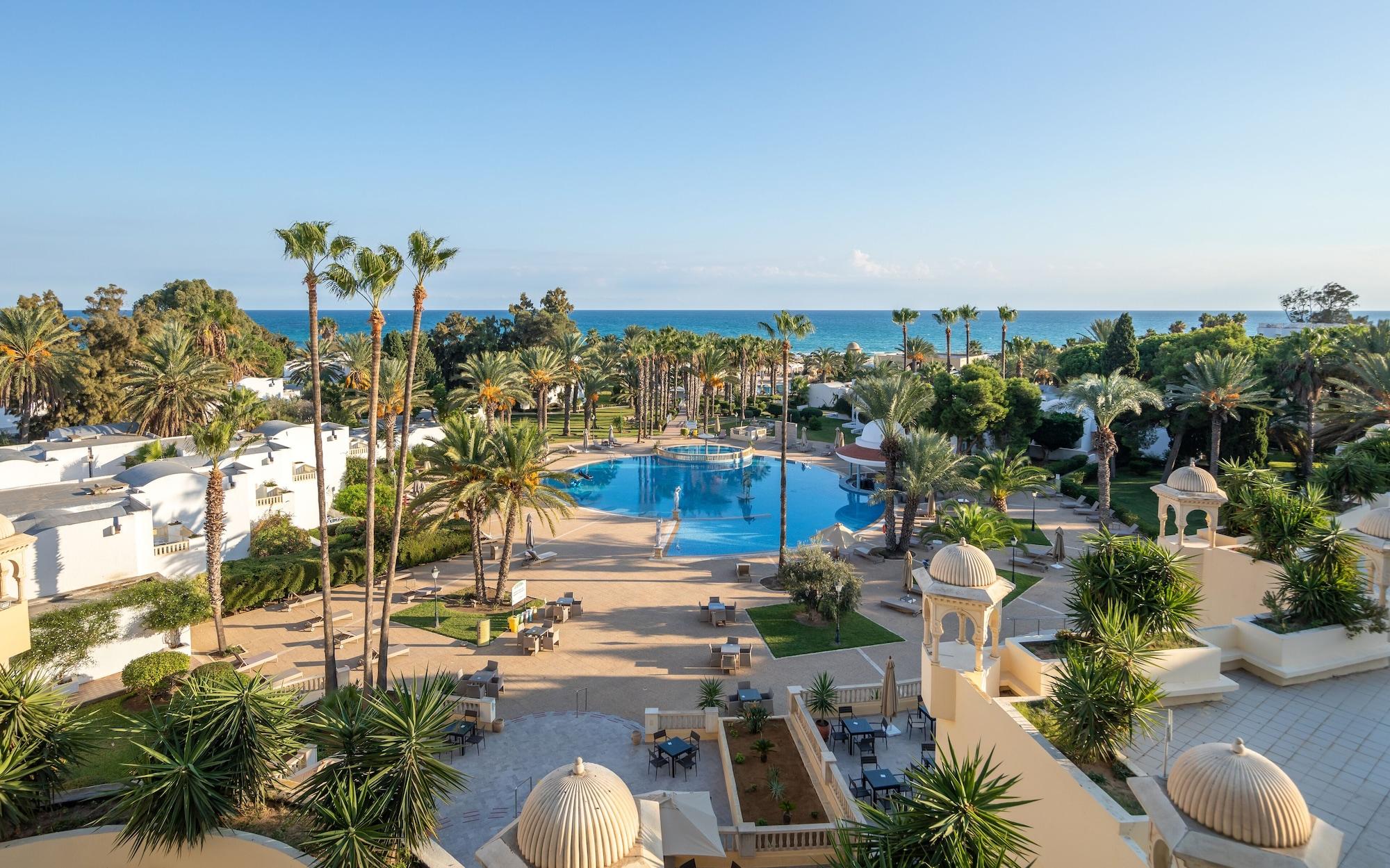 Steigenberger Marhaba Thalasso Hammamet Exterior foto The hotel's main pool