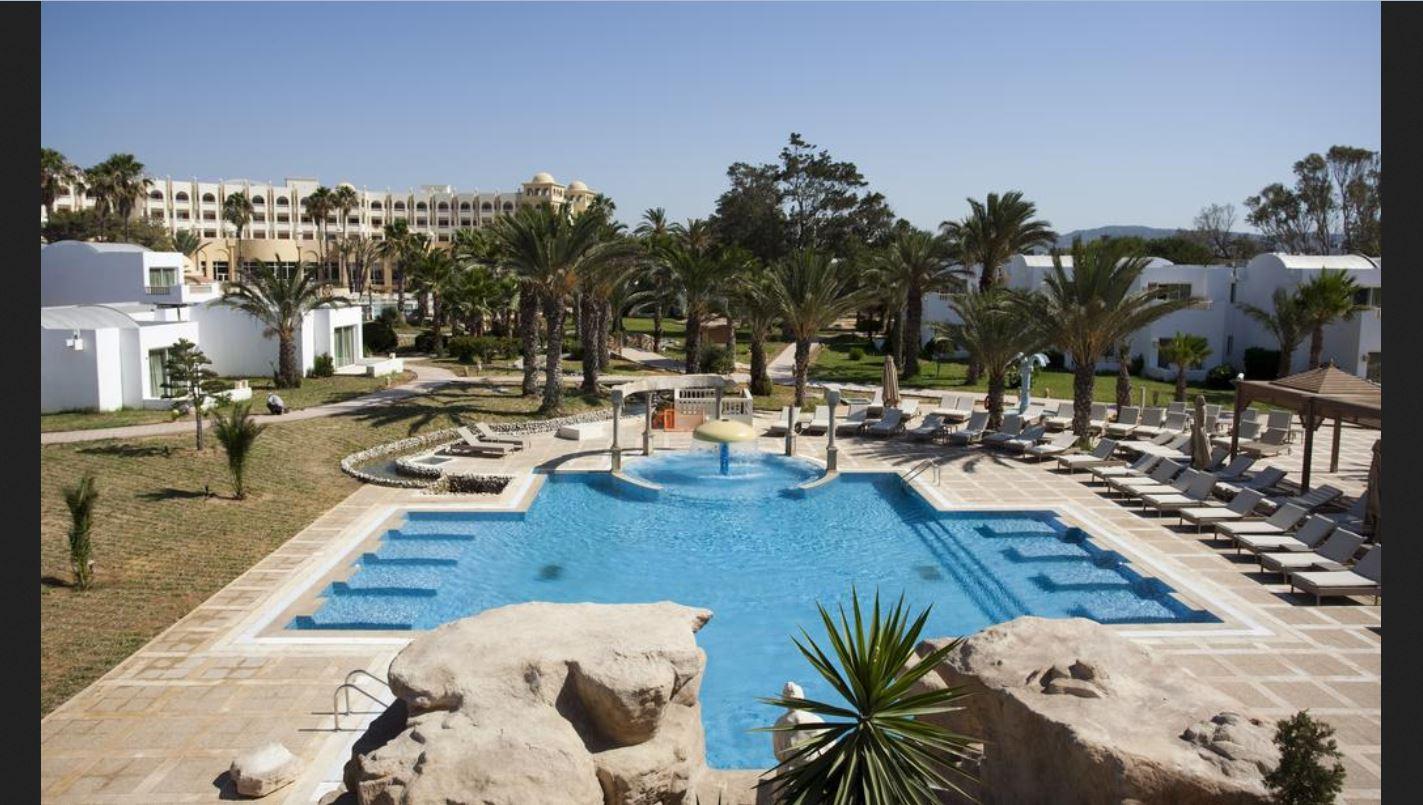 Hotel Steigenberger Marhaba Thalasso Hammamet Exterior foto A swimming pool at a hotel in Tunisia