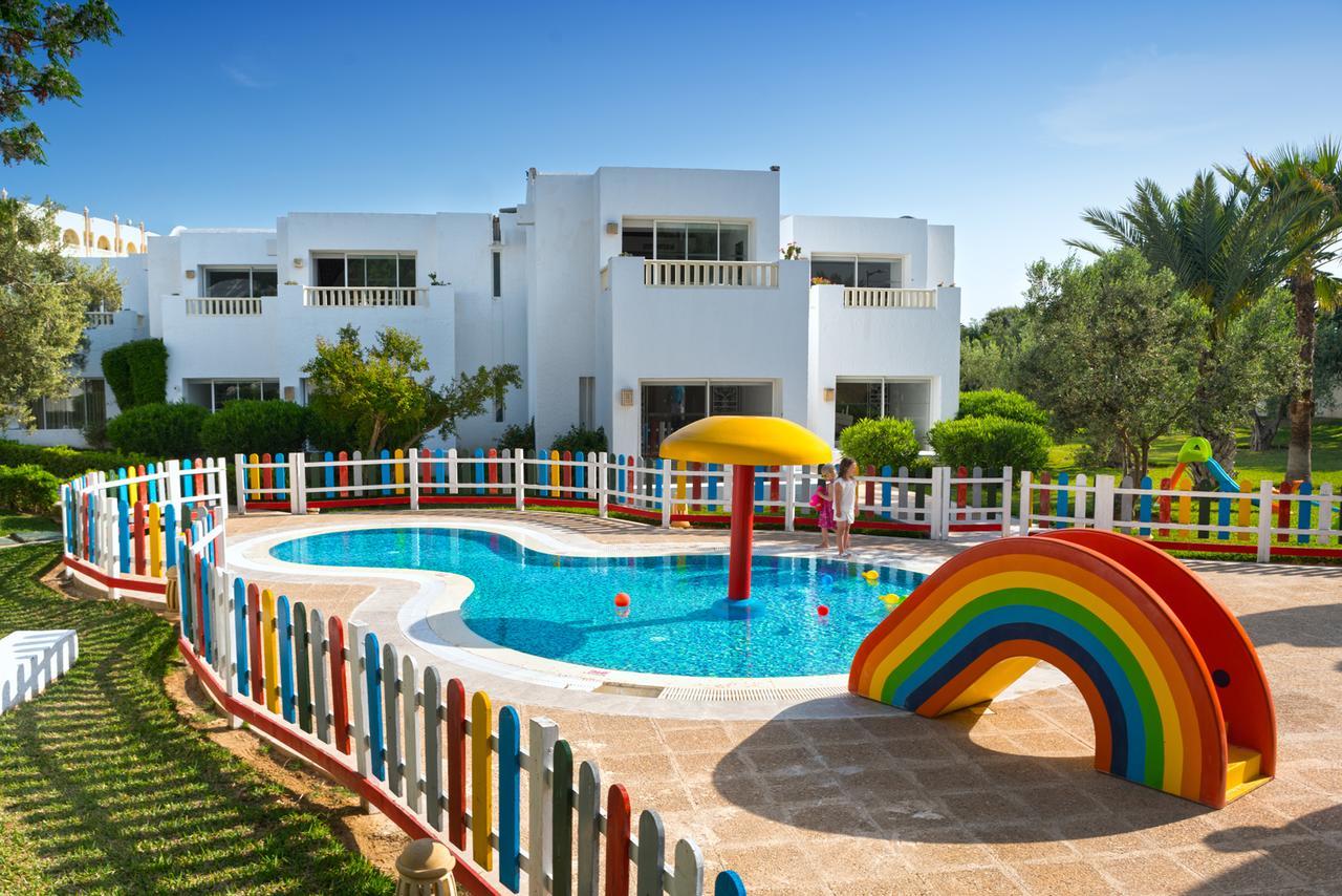 Hotel Steigenberger Marhaba Thalasso Hammamet Exterior foto Children's pool at a hotel in Egypt